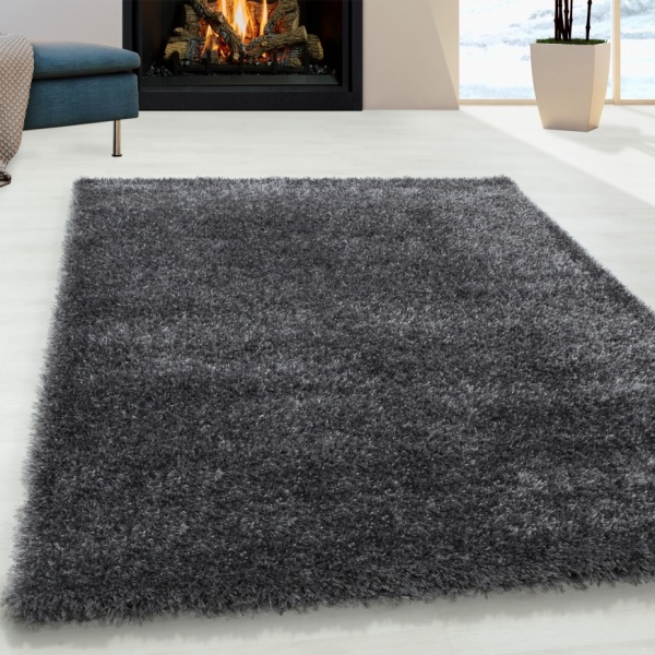 Excellent Shaggy Shiny Plain Grey Rug