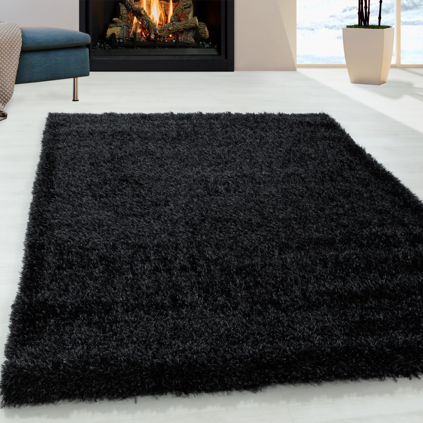 Excellent Shaggy Shiny Plain Black Rug