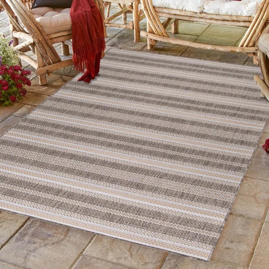 Beige Outdoor Garden Rug Weather Resistant